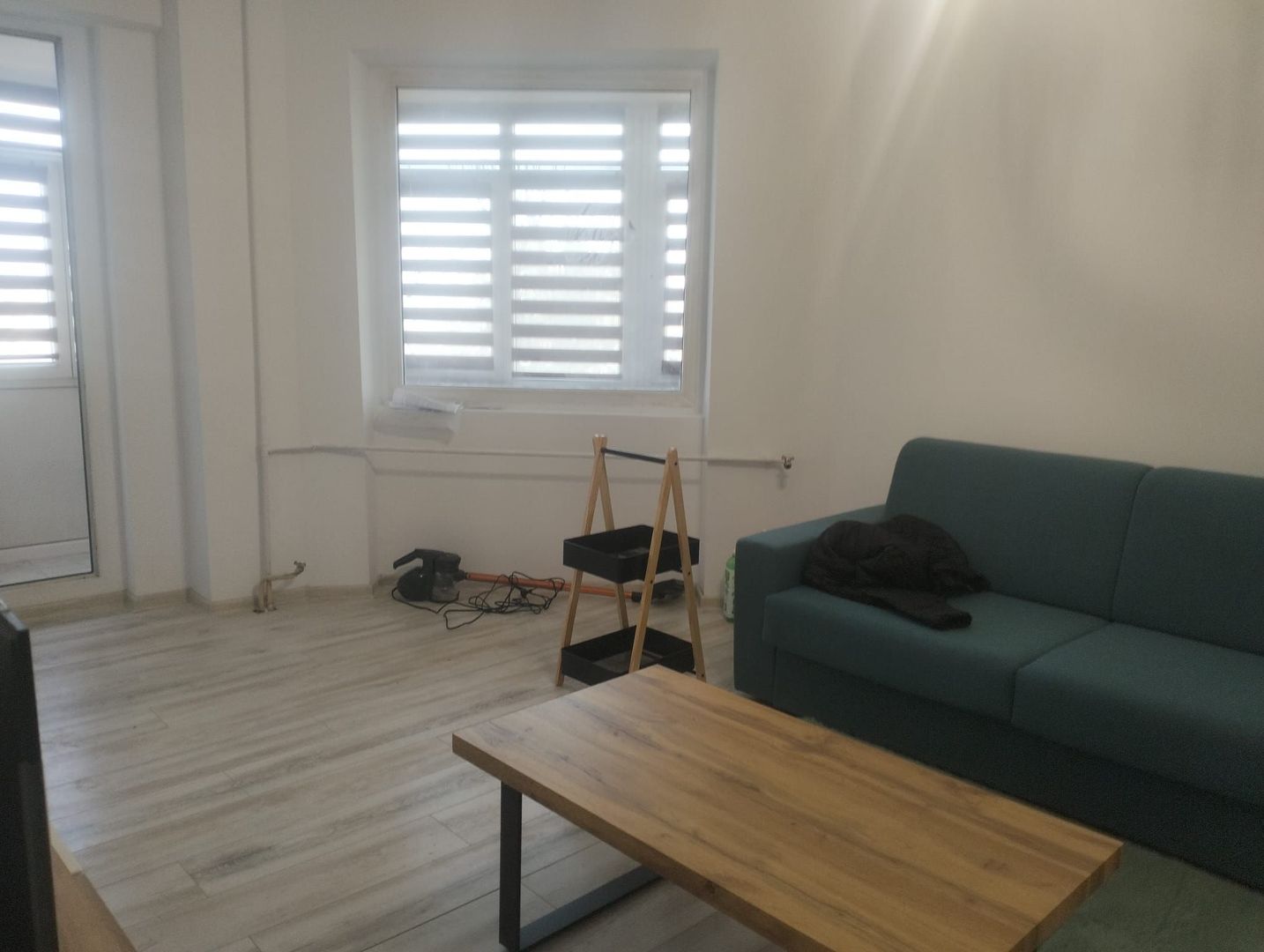 Garsonieră spațioasă 48 mp | Băneasa – zonă centrală | Etaj 3/3 - imaginea 2