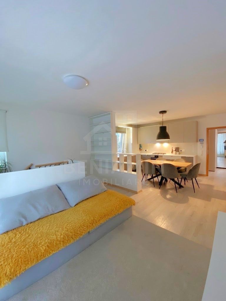 4Decomandate-125mp-Etaj 1-Modern-2Bai-Terasa-Parcare-Avantgarden - imaginea 3