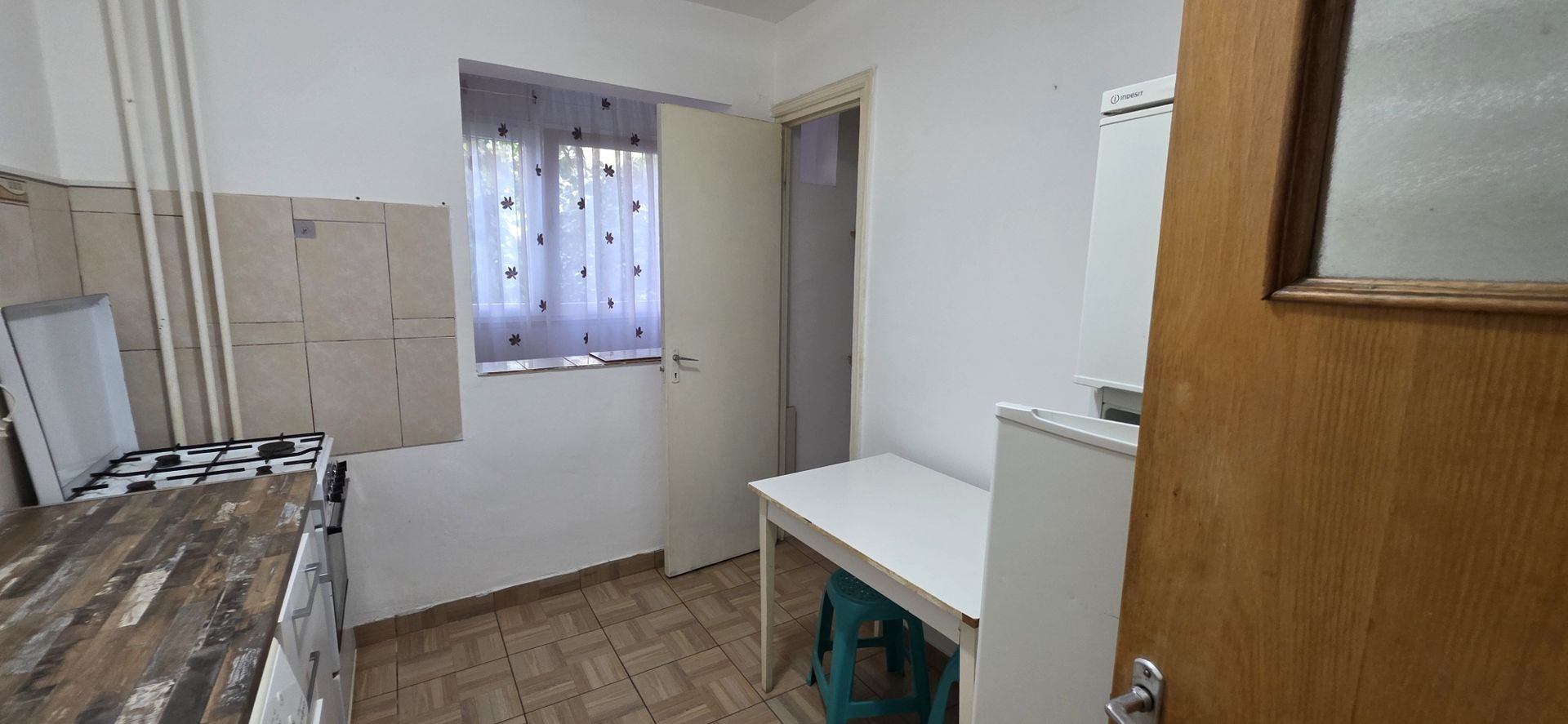 Dristor apartament 2 camere mobiliat si utilat - imaginea 20