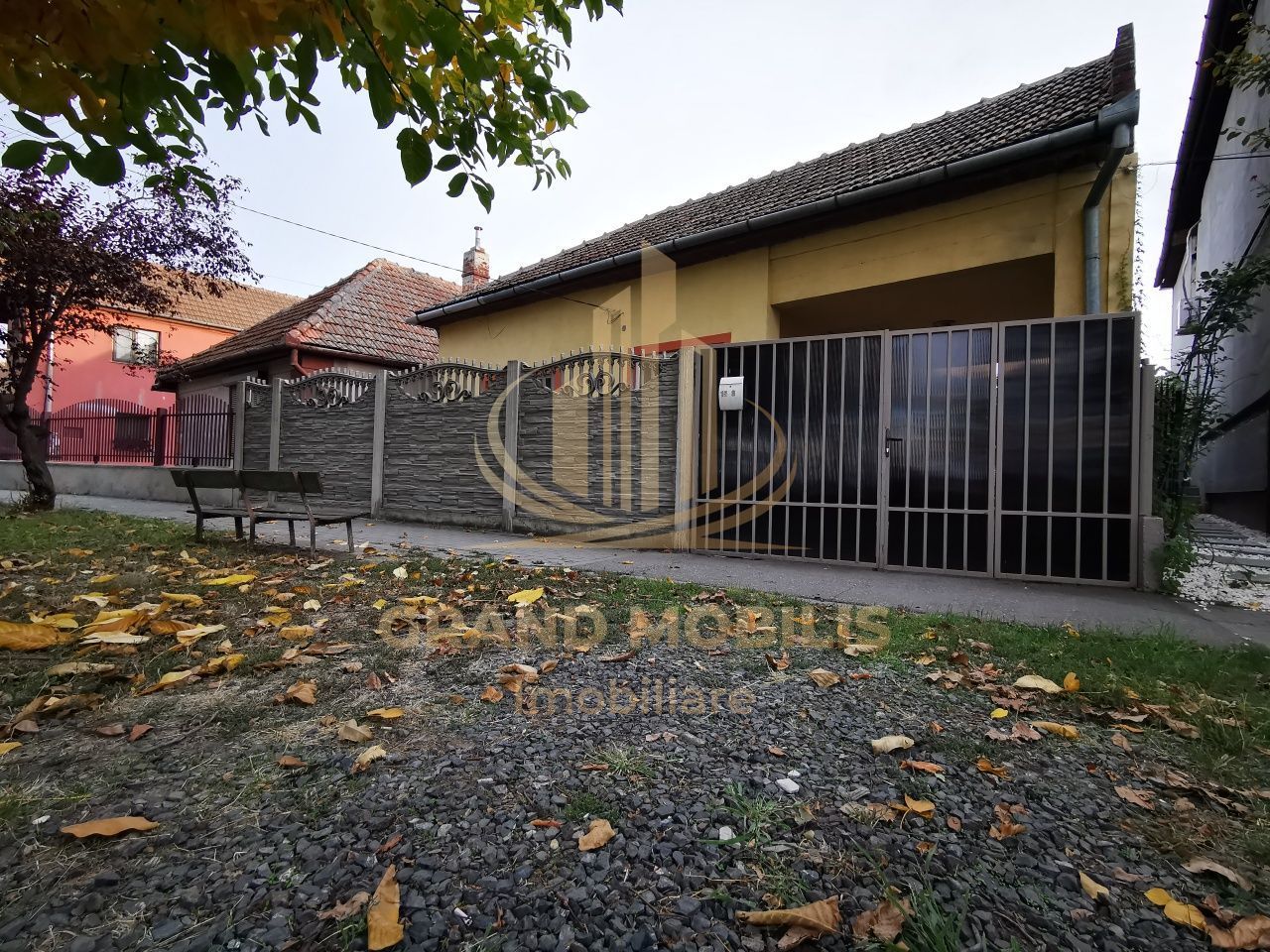 Casa individuala Mehala teren 740mp 200.000 Euro