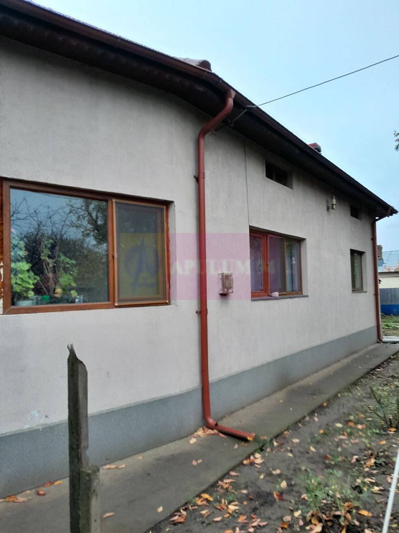 DE VANZARE CASA IN COM. BRANESTI (IF)