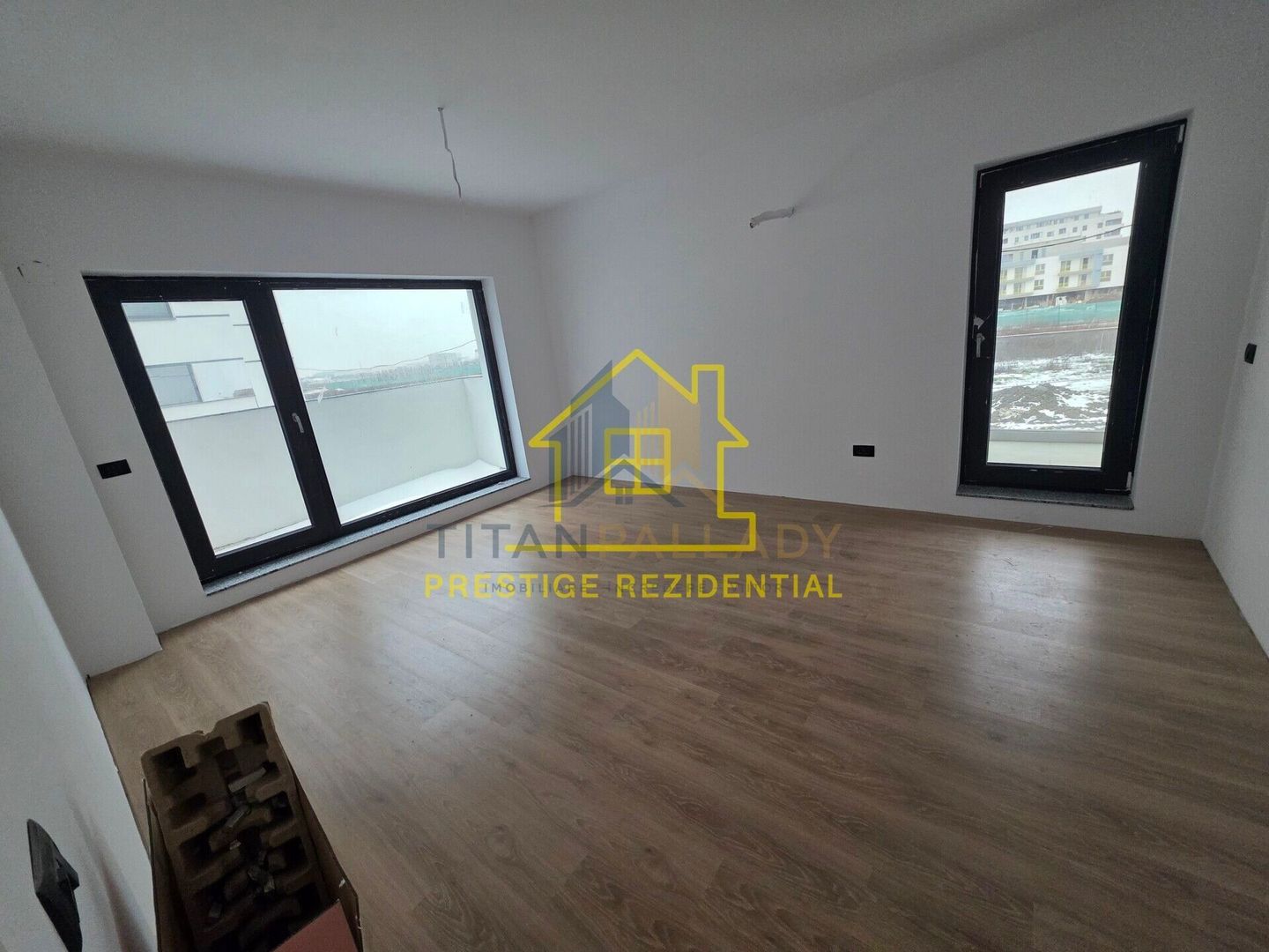 3Cam/ 83mp/ Premium/ Balcon/ Titan-Pallady/ P+3