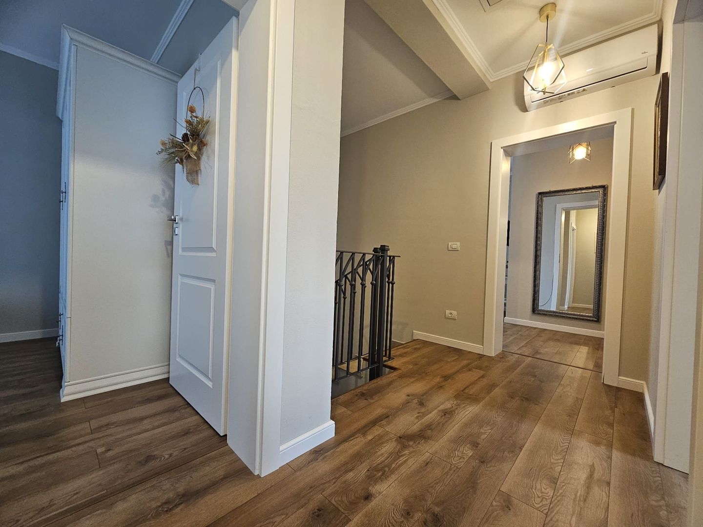 Duplex modern 5 camere 120 mp teren 335 mp Dumbravita Ferventia - imaginea 10