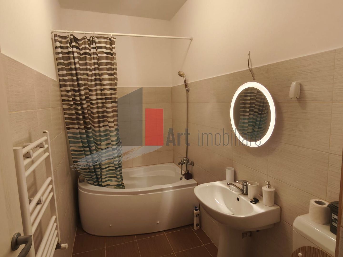 Închiriere apartament 2 camere Bd. Metalurgiei - Premium Wellness - imaginea 19