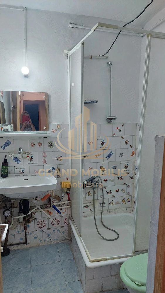 Apartament cu 4 camere Et. 1 Calea Lipovei - imaginea 4