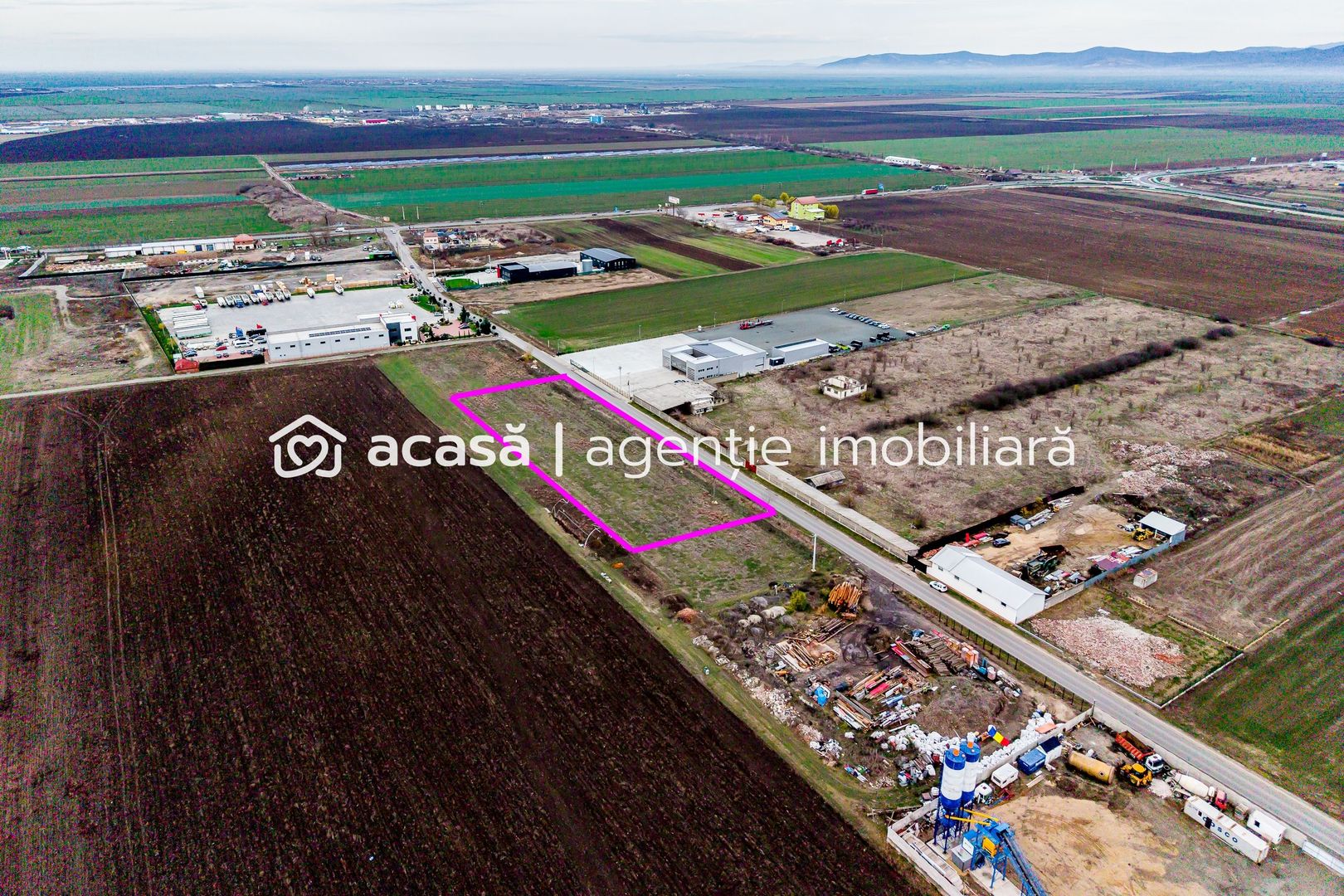 Imagine 6 - Teren cu acces DN7 și A1, ideal pentru dezvoltări industriale