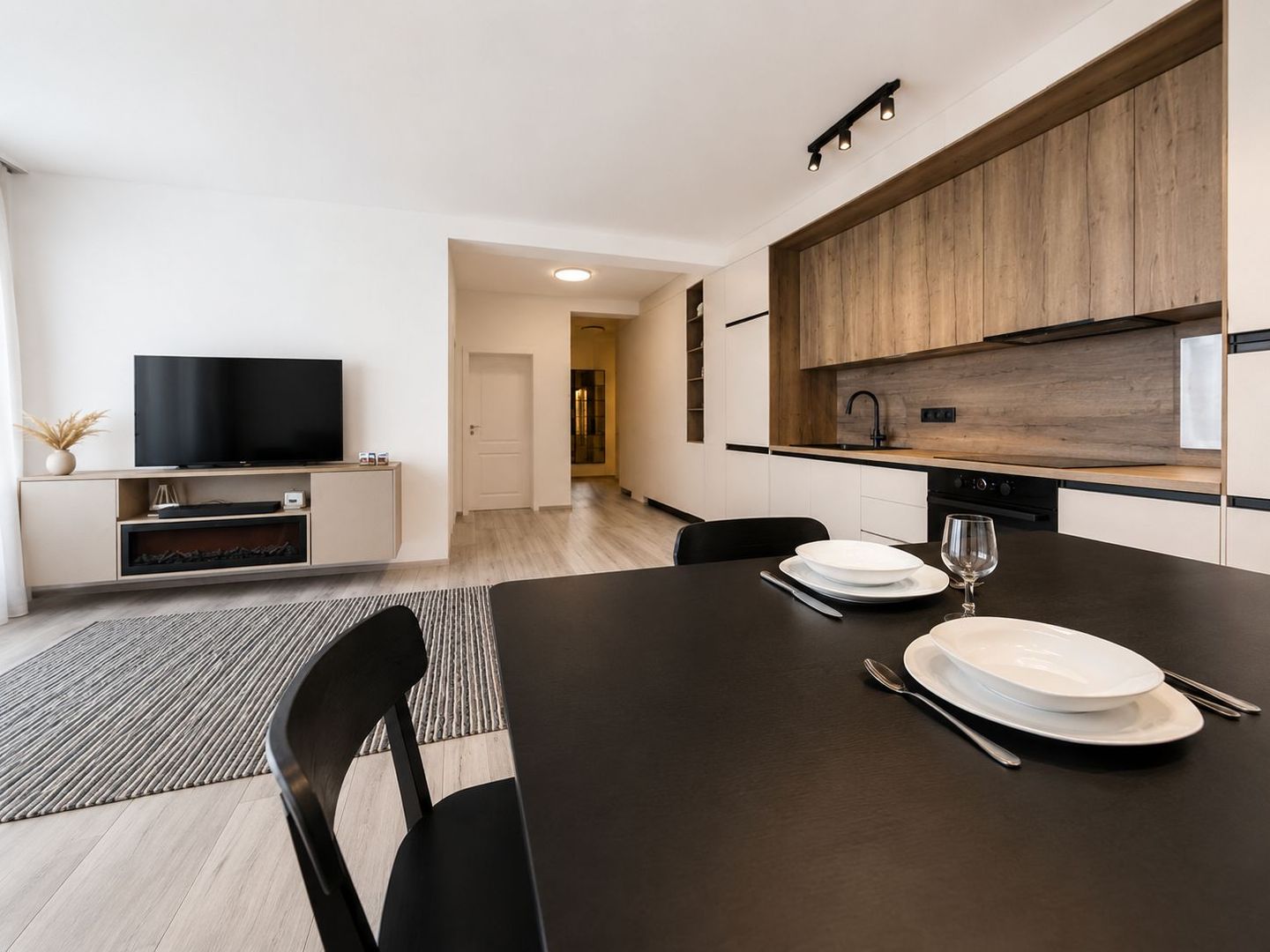 Apartament Premium cu 2 camere | Prima închiriere | Mobilat și utilat - imaginea 5