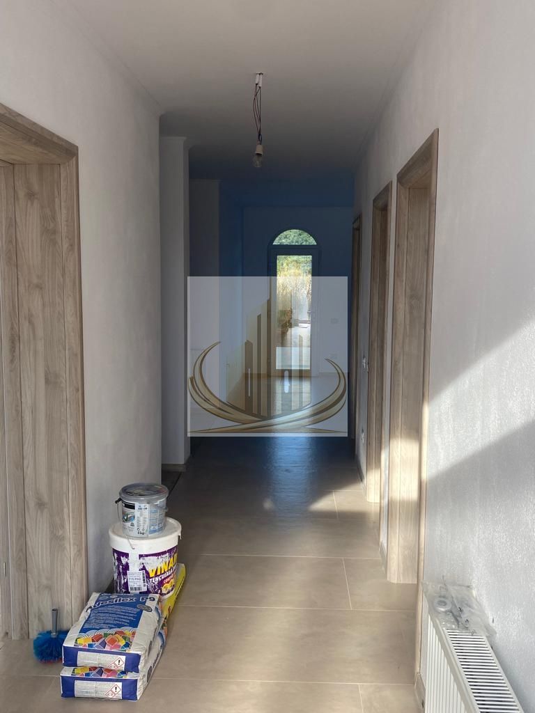 Casă 5 camere, 2 niveluri, intrări și utilități separate – Șag - imaginea 11