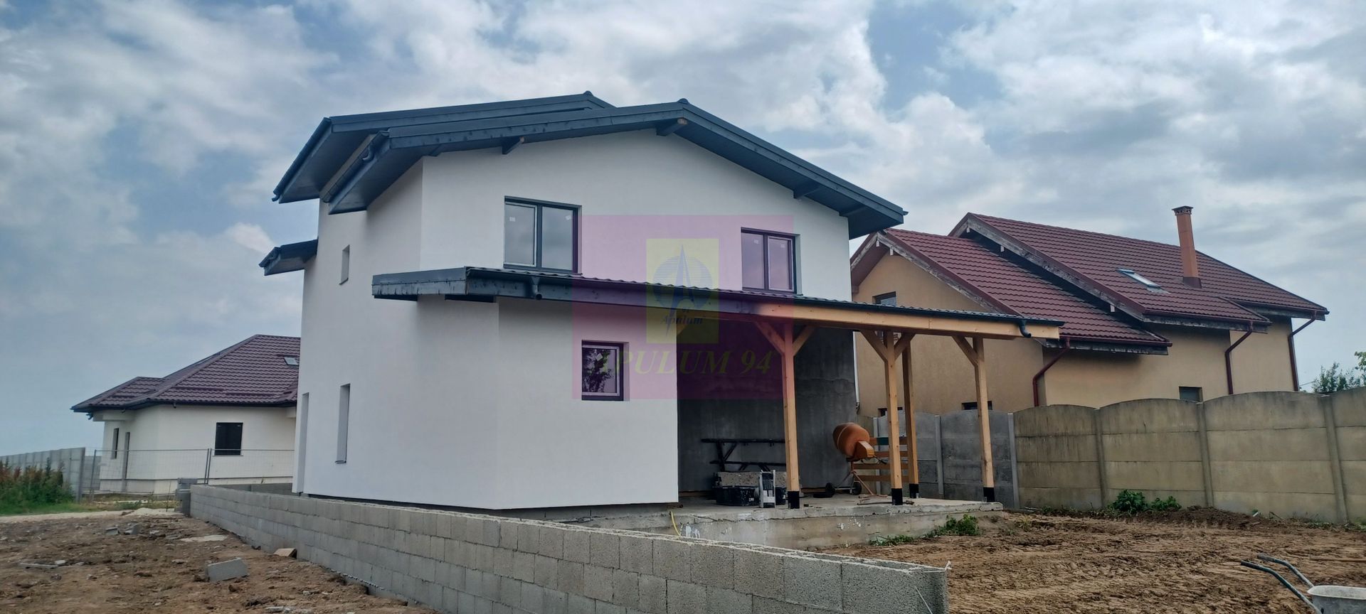 Săbăreni, casă p+1E+m, 5 camere, 3 bai, terasă acoperită, CT