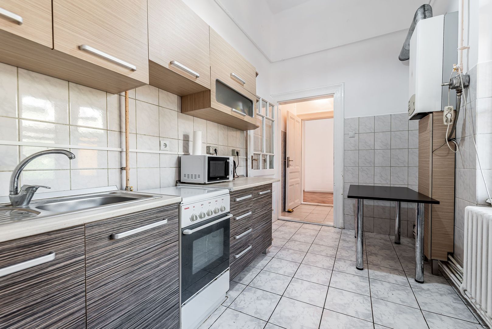 Imagine 6 - Apartament spațios cu 2 camere, situat pe strada Mețianu