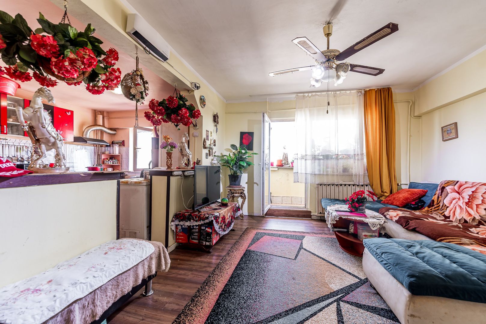 Imagine 5 - Apartament cu 5 camere pe Splaiul General Gheorghe Magheru, Micălaca