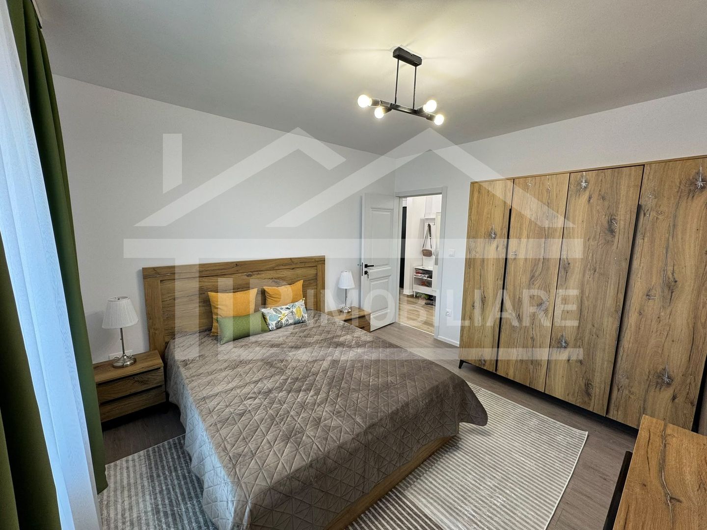 Apartament 2 camere, 56 mp, decomandat, parcare, Zona Vivat Residence - imaginea 3