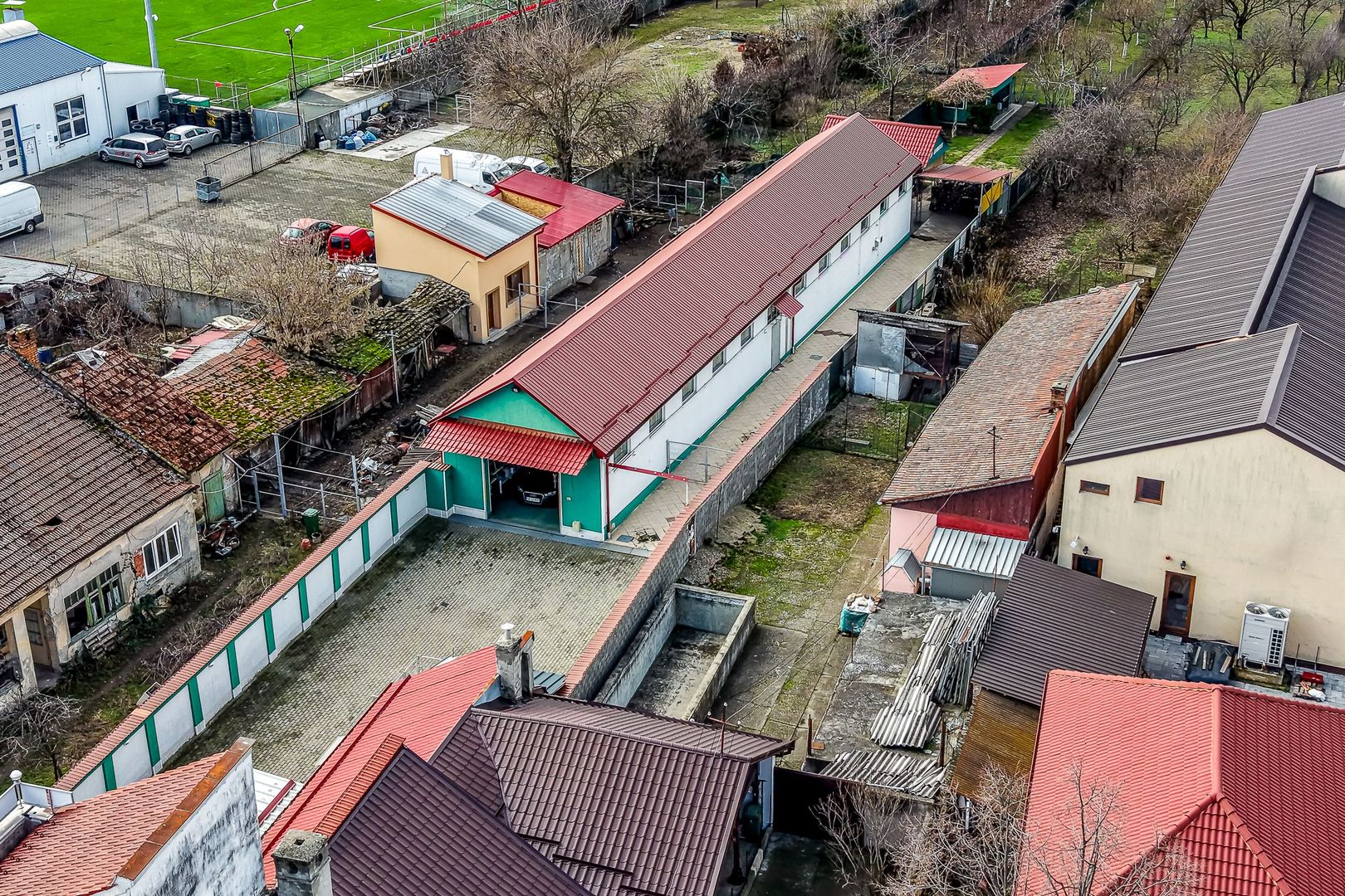 Imagine 5 - Spațiu comercial,  hala, si un penthouse în centrul Aradului Nou
