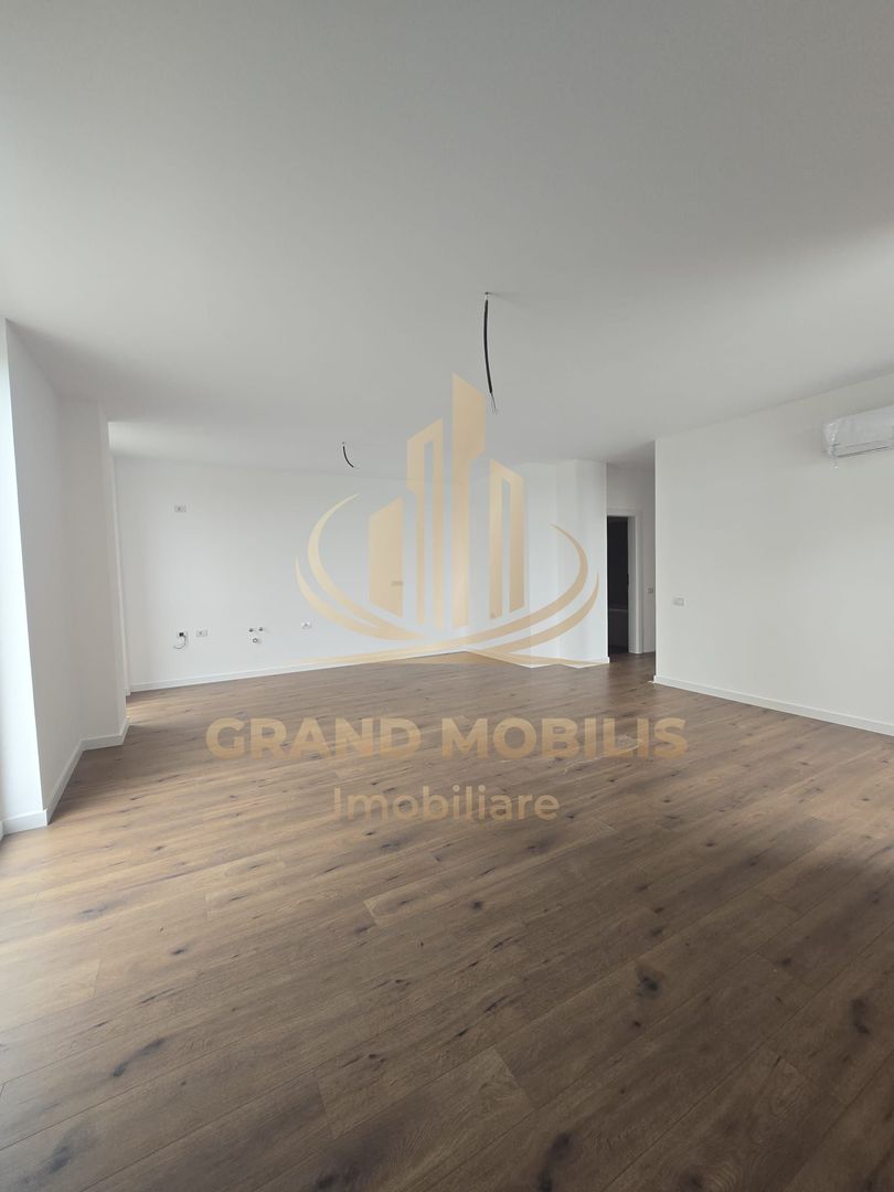 Apartament 2 camere, 55 mp, curte proprie 23 mp și parcare subterană