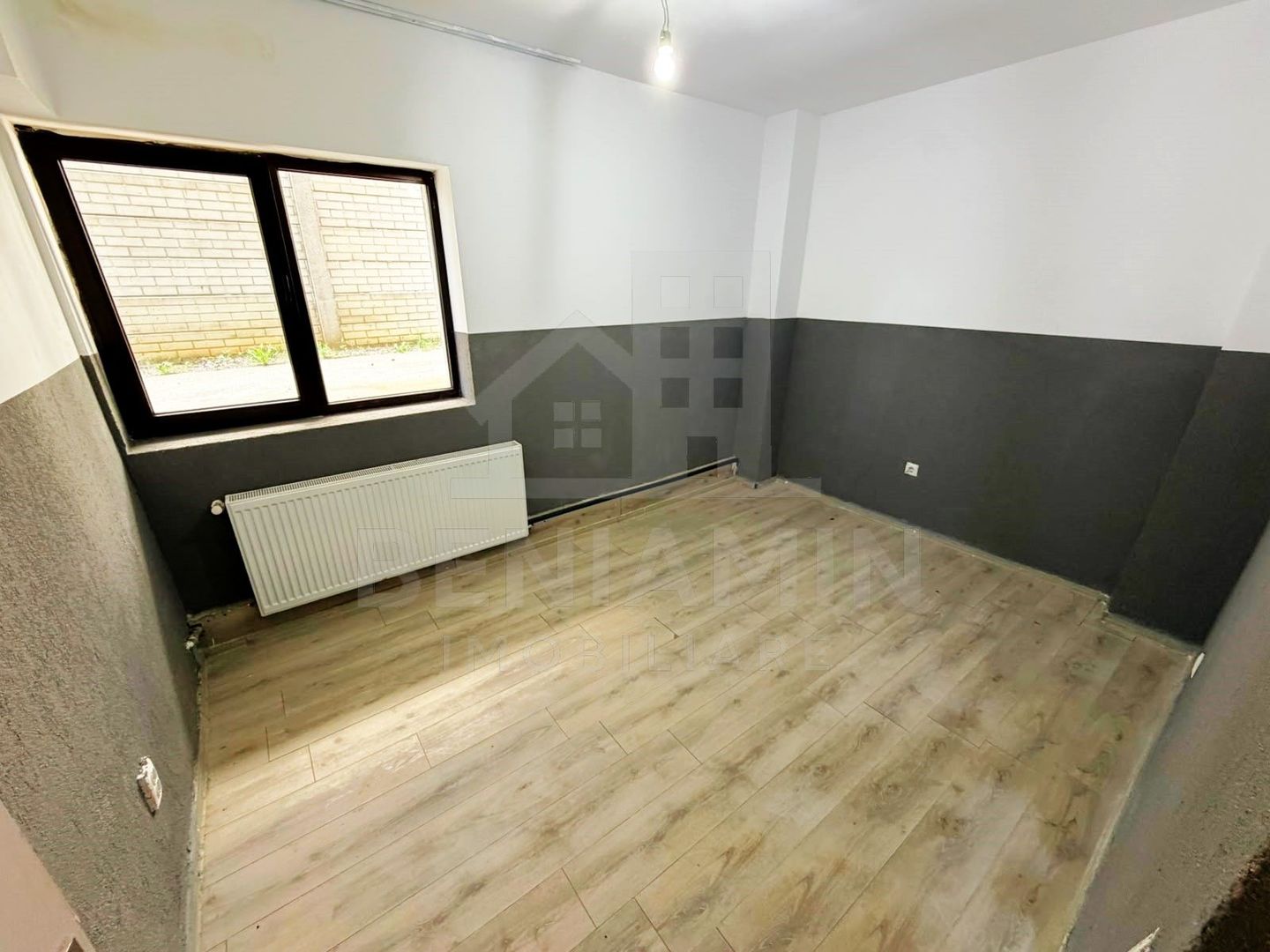 Apartament 2Camere-Bloc Nou-Centrala-48mp-1Mai-Disponibil Imediat - imaginea 3