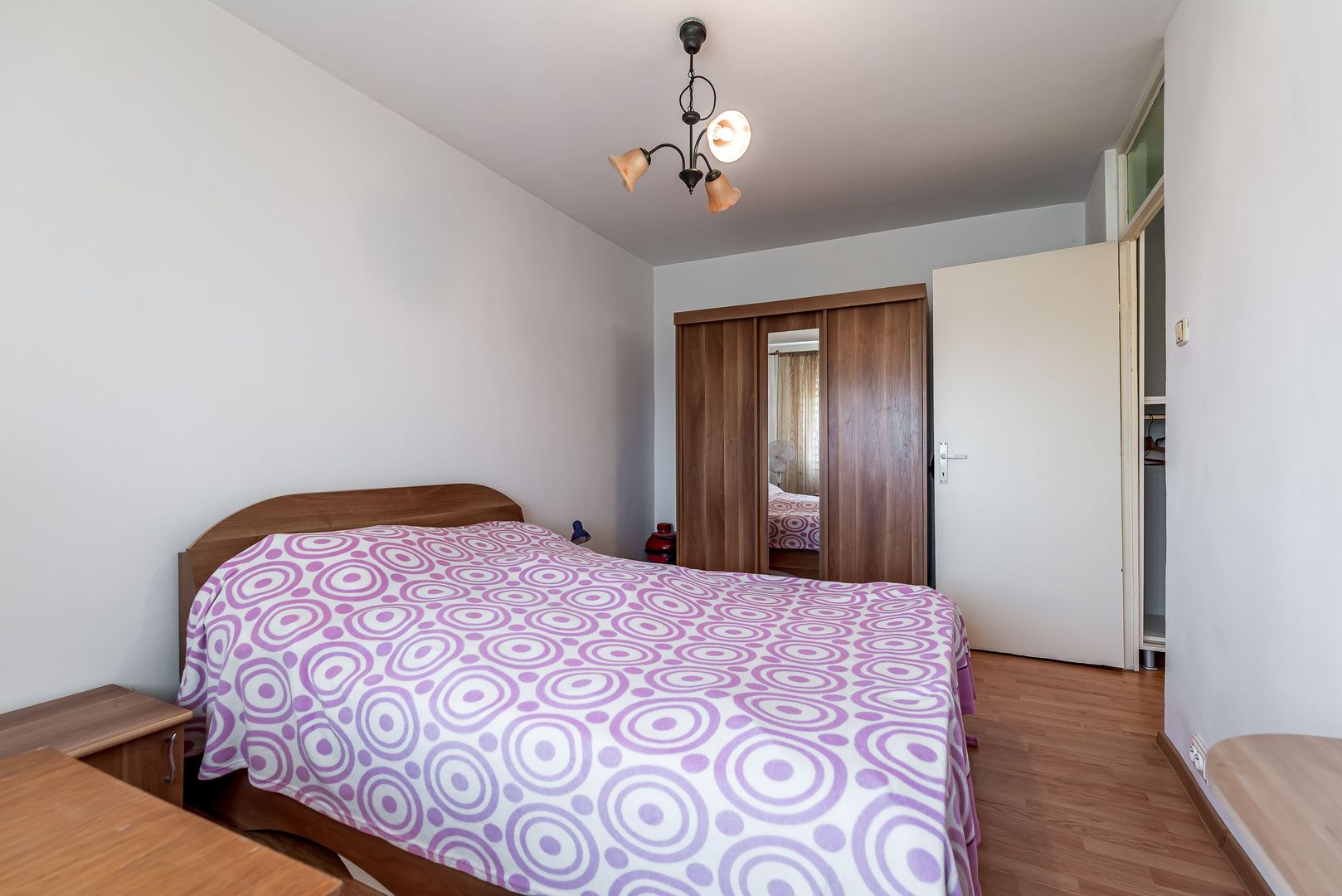 Imagine 4 - Apartament 2 camere,  6 Vânători Arad