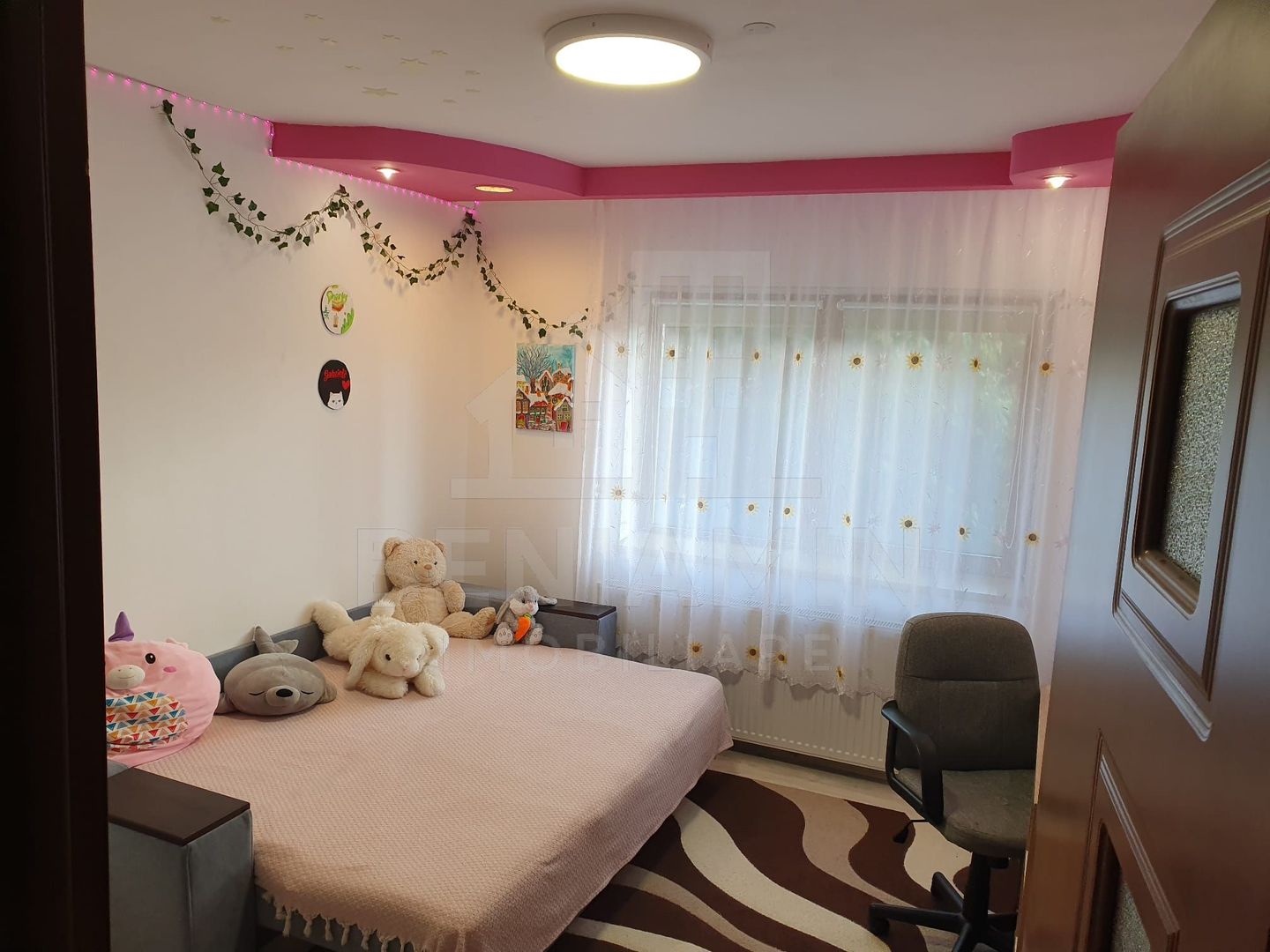 Apartament 4 camere etaj 1 Cartier Noua 99mp doua parcari - imaginea 7