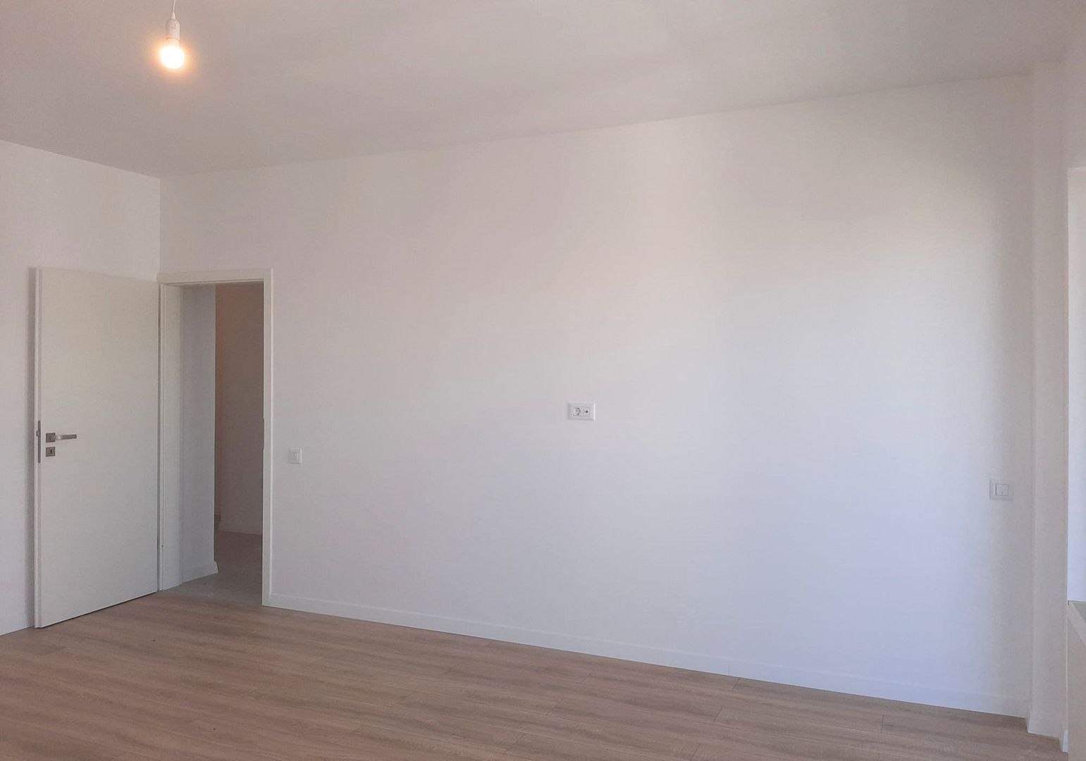 Un Apartament Pentru O Viață Bună  Coresi  2025 - imaginea 9