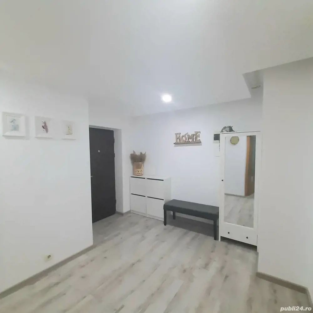 Apartament 2 camere zona Pacii+loc de parcare