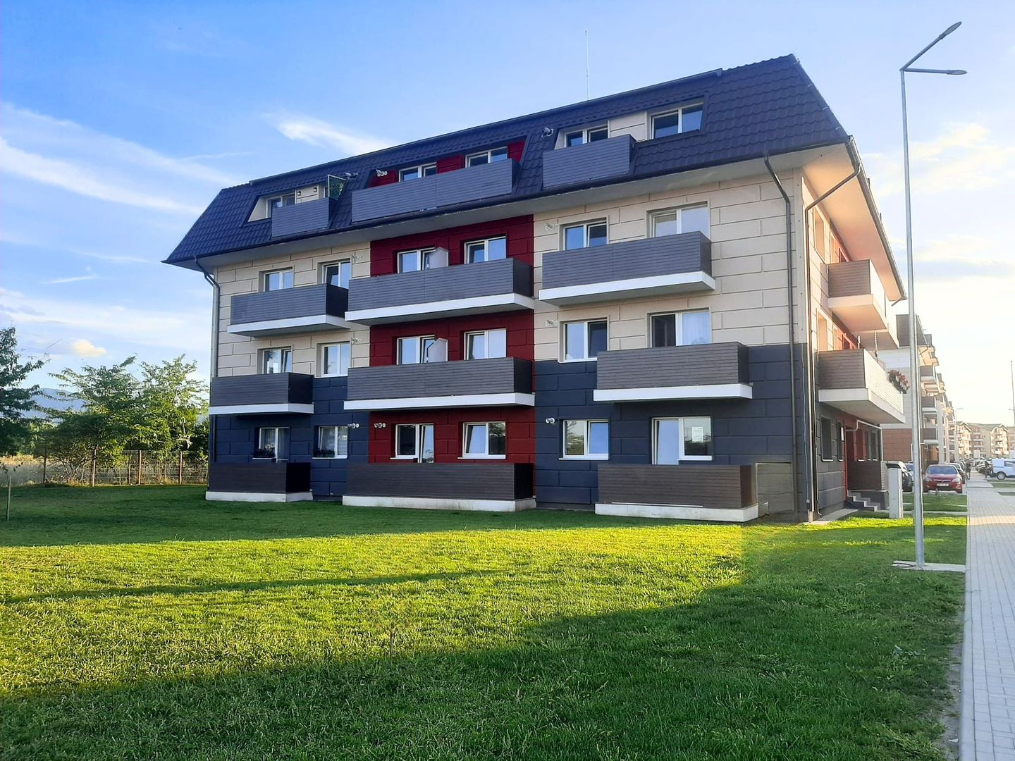 Apartament 2 camere NOU nelocuit cu vedere spre Tampa Subcetate Residence - imaginea 2