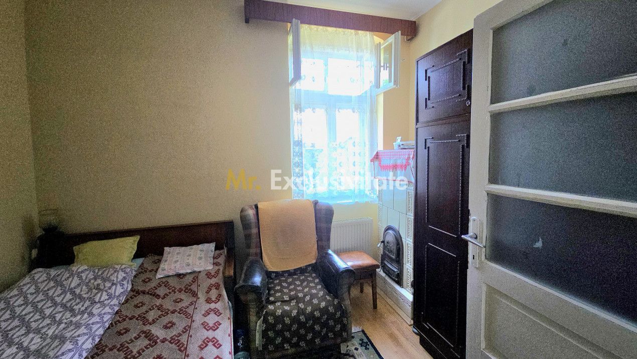Casă cochetă cu 3 camere de vânzare, chiar în inima orașului Satu Mare! - imaginea 4