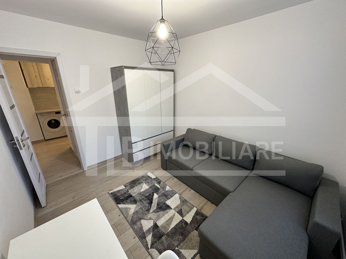 Apartament cu 2 camere, 40mp, Zona Semi-Central - imaginea 4