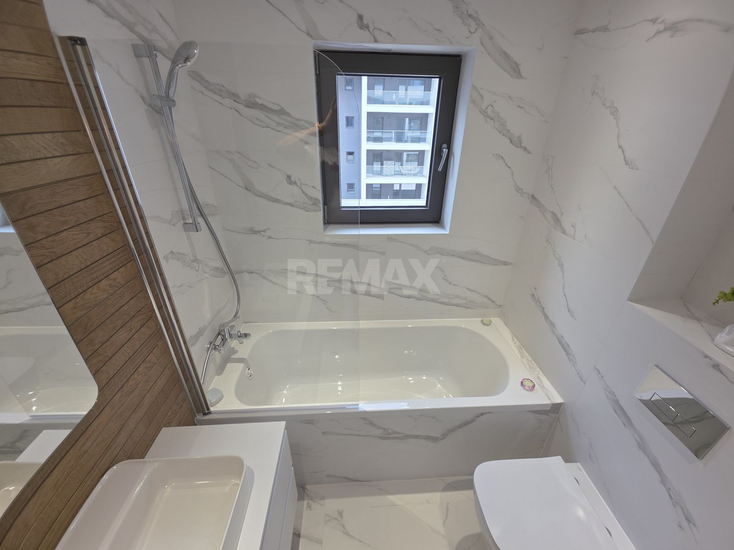 Apartament cu 2 camere, Complex Prima Vista, București, România - imaginea 15