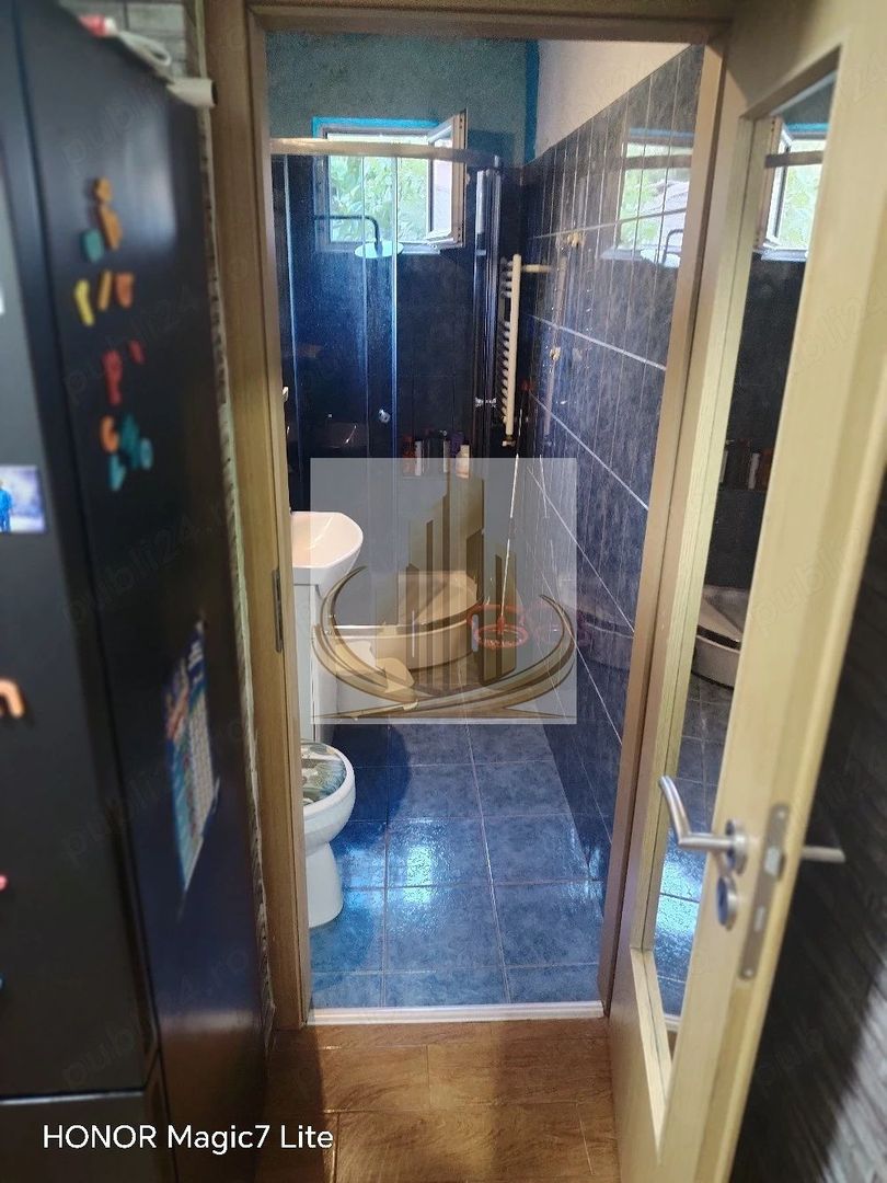 Apartament la etajul 1, baie cu geam și bucătărie închisă | Calea Șagu - imaginea 7