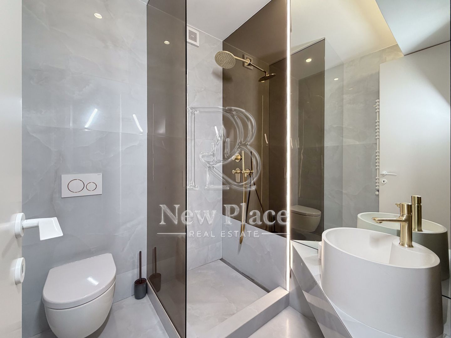 [VIDEO] CORTINA NORTH | Apartament deosebit | Vedere libera | Terasa 10 mp | Lux - imaginea 17