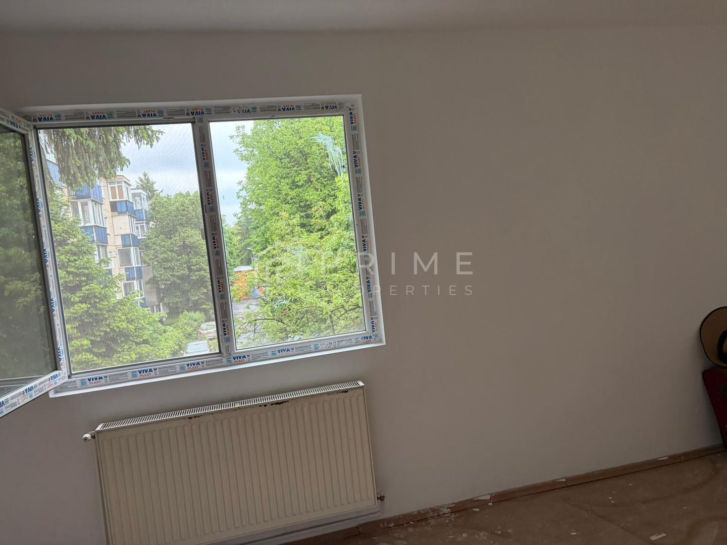 Apartament cu 3 camere, etaj 2 – Zona Dâmbul Pietros - imaginea 5