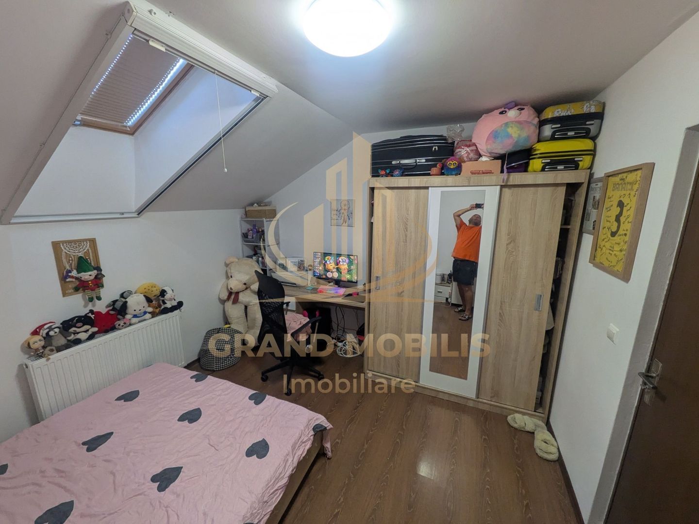 : apartament  de vanzare 3 camere, zona Modern - imaginea 3