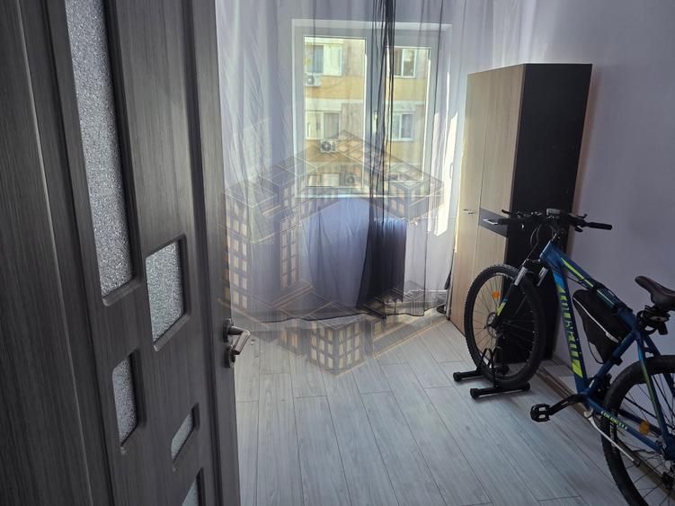 Apartament cu 3 camere, etaj intermediar, renovat, zona Sagului - imaginea 4