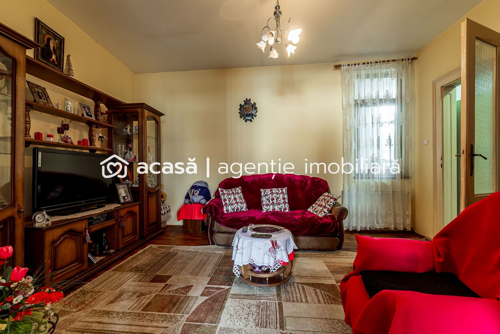 Imagine 2 - Apartament cu 3 Camere la Casă pe Strada I.L. Caragiale, Arad