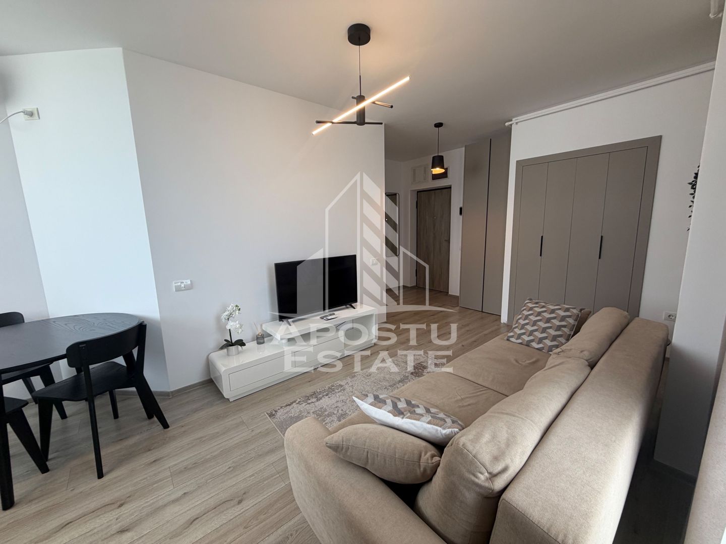 Apartament cu 2 camere de vanzare , X-City Towers , Timisoara - imaginea 3