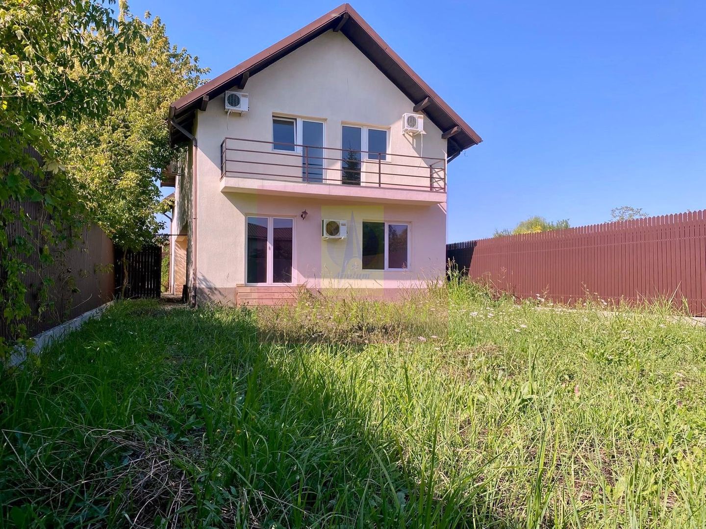 MOGOȘOAIA | Duplex cu 3 dormitoare, grădină și 2 locuri de parcare |