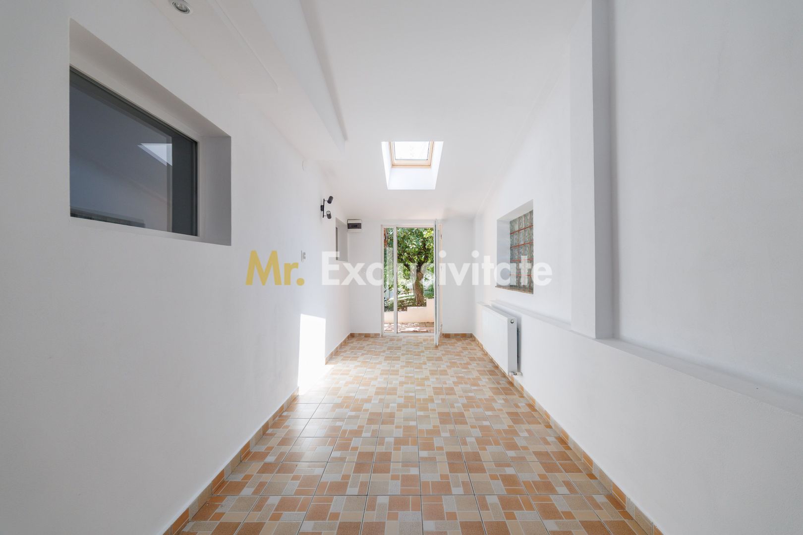 Proprietate multifunctionala | Doua cladiri | 581 mp | Pitesti - imaginea 28