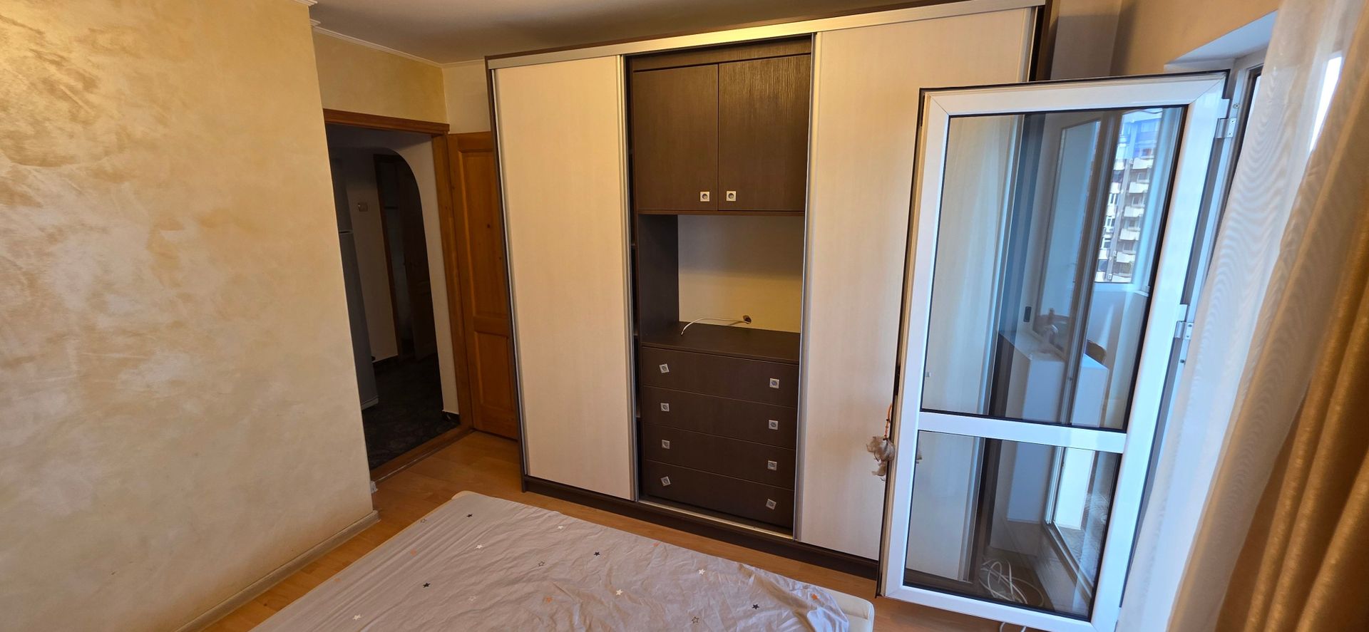 Apartament 3 camere de vânzare în Crângași – 75 mp, decomandat - imaginea 10
