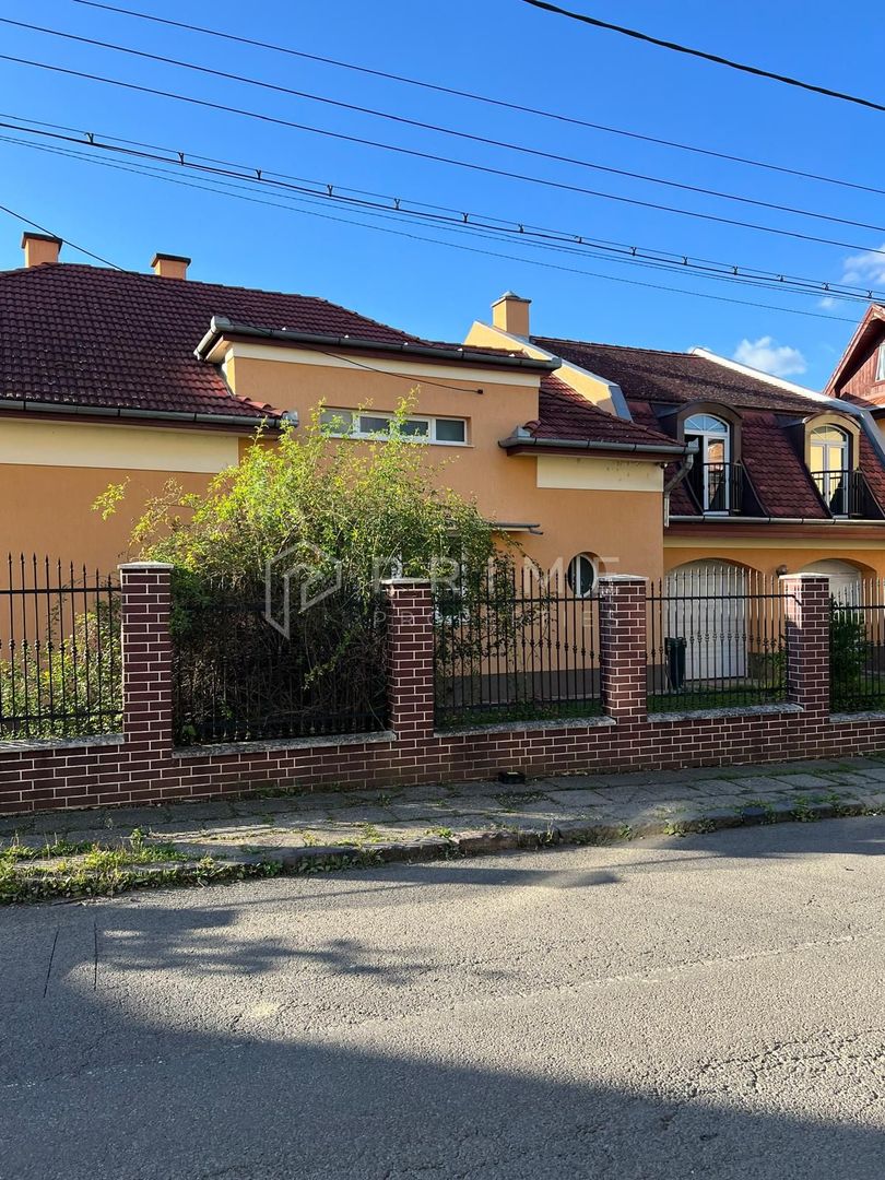 Casă de vânzare | Zonă exclusivistă – Târgu Mureș, Cornișa - imaginea 3