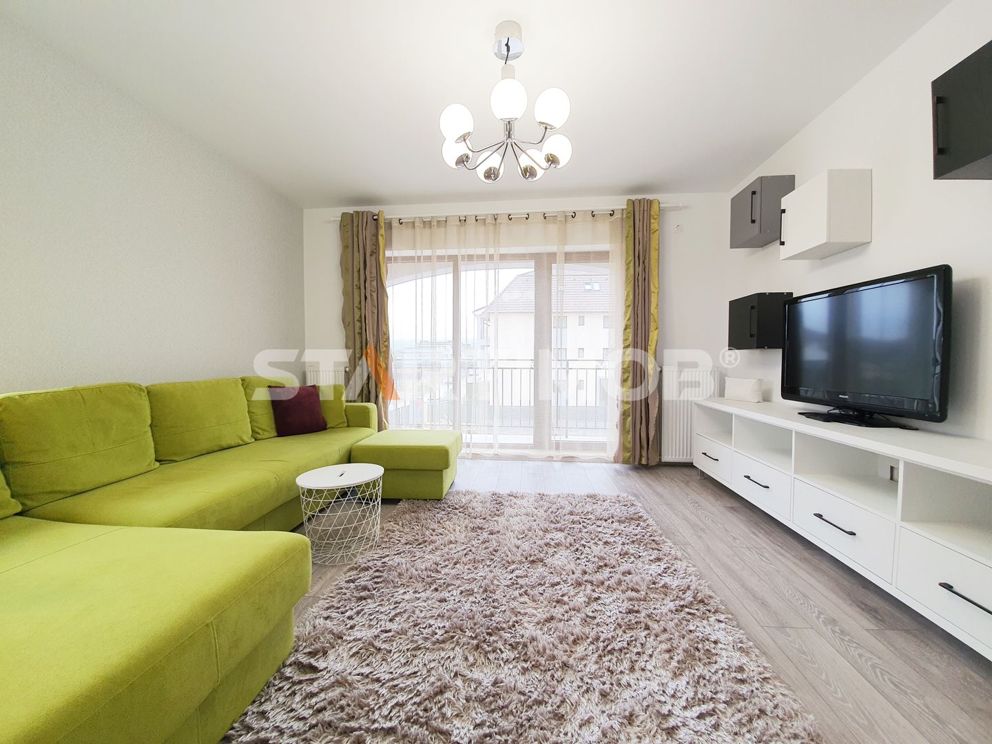 Apartament mobilat 3 camere cu parcare subterana