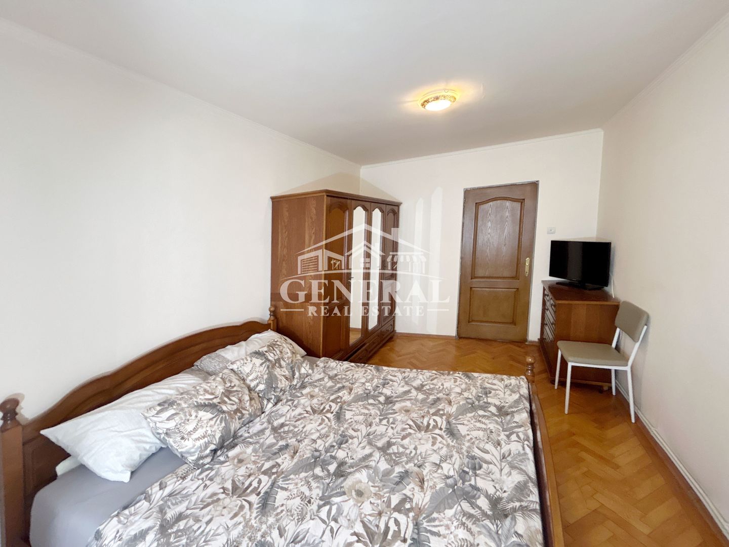 Apartament 2 camere de vanzare et. intermediar 55m2 independentei BM - imaginea 4