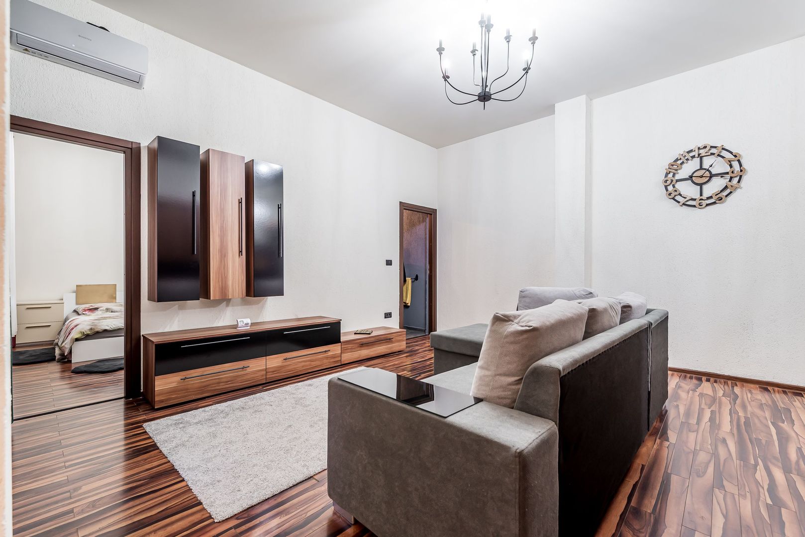 Imagine 2 - APARTAMENT ULTRACENTRAL | STR. UNIRII | MONUMENT ISTORIC - COMISION 0