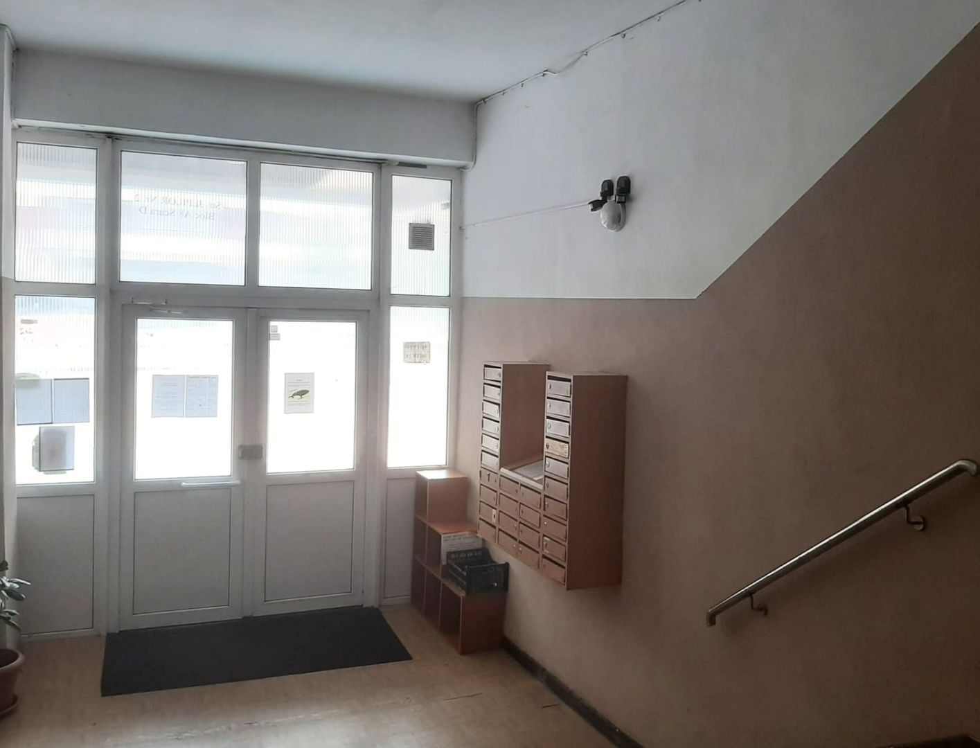 Vanzare 3 camere complet renovat zona pietonala Racadau - imaginea 22