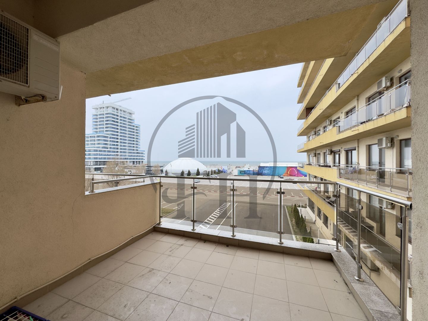 Apartament 3 camere de vanzare Mamaia, zona Summerland - imaginea 17