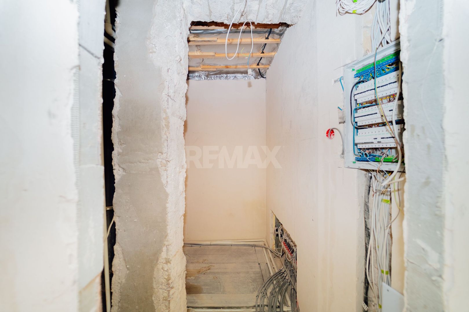 De vinzare casa de lux lângă pădure | Poiana Domnească | Comision 0% pentru cumparator - imaginea 9