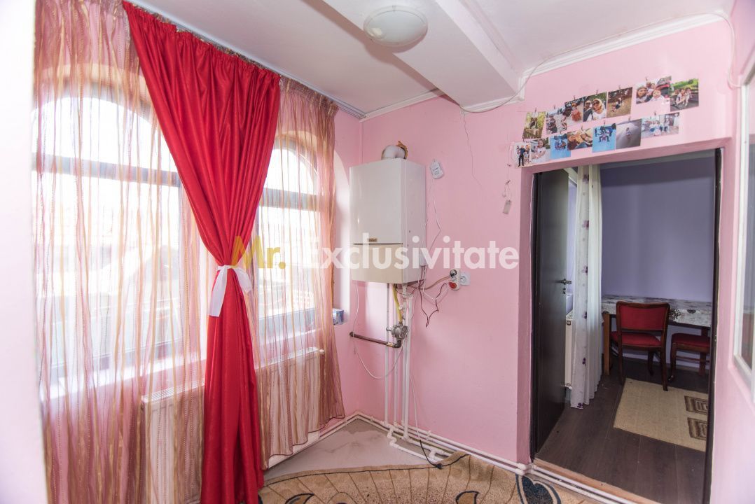 Casa cu 3 camere renovata - imaginea 7