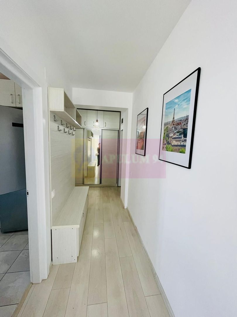 Garsonieră spațioasă cu bucătărie separată și balcon – Drumul Binelui