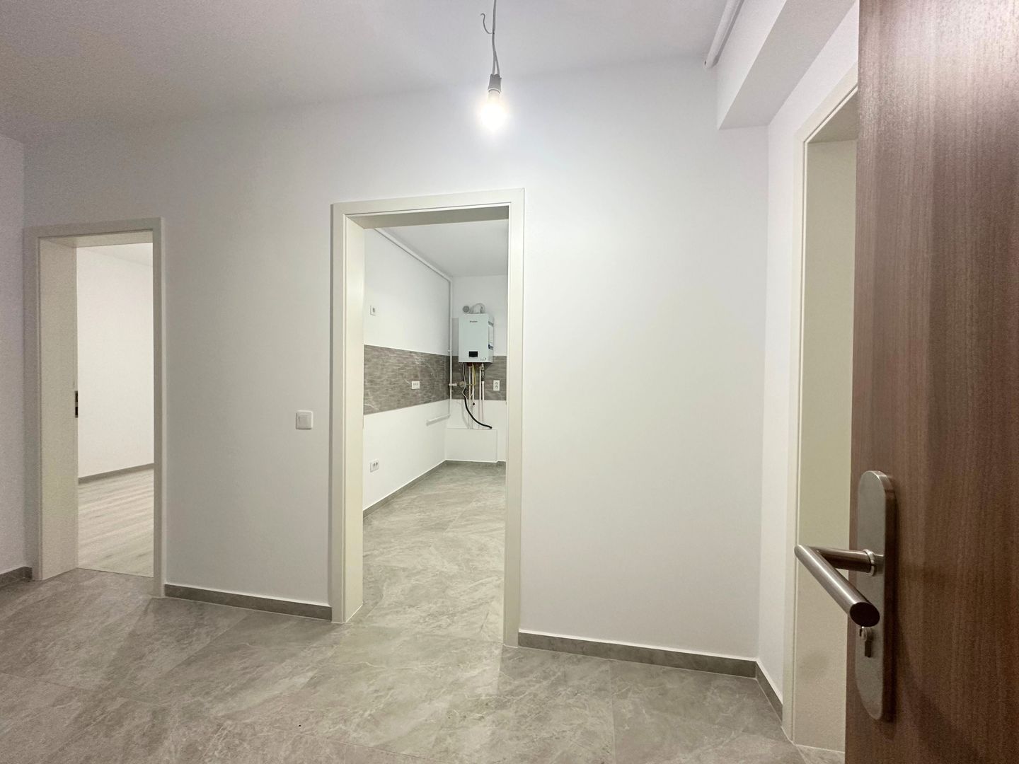 Inchiriere apartament nemobilat Casa Nobel Lângă Coresi - imaginea 18