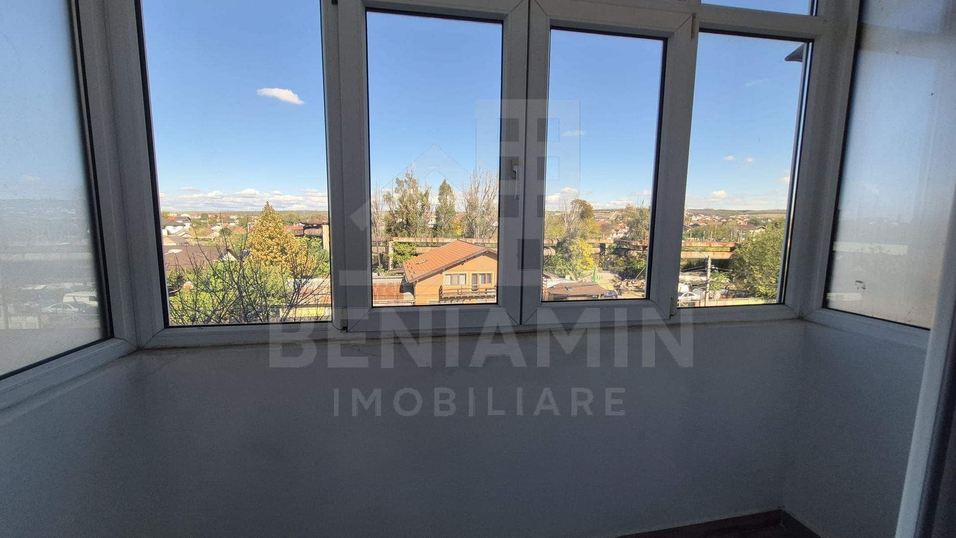Garsoniera-decomandata-etaj 3-Rovine-mobilata-utilata-liber-36mp - imaginea 8
