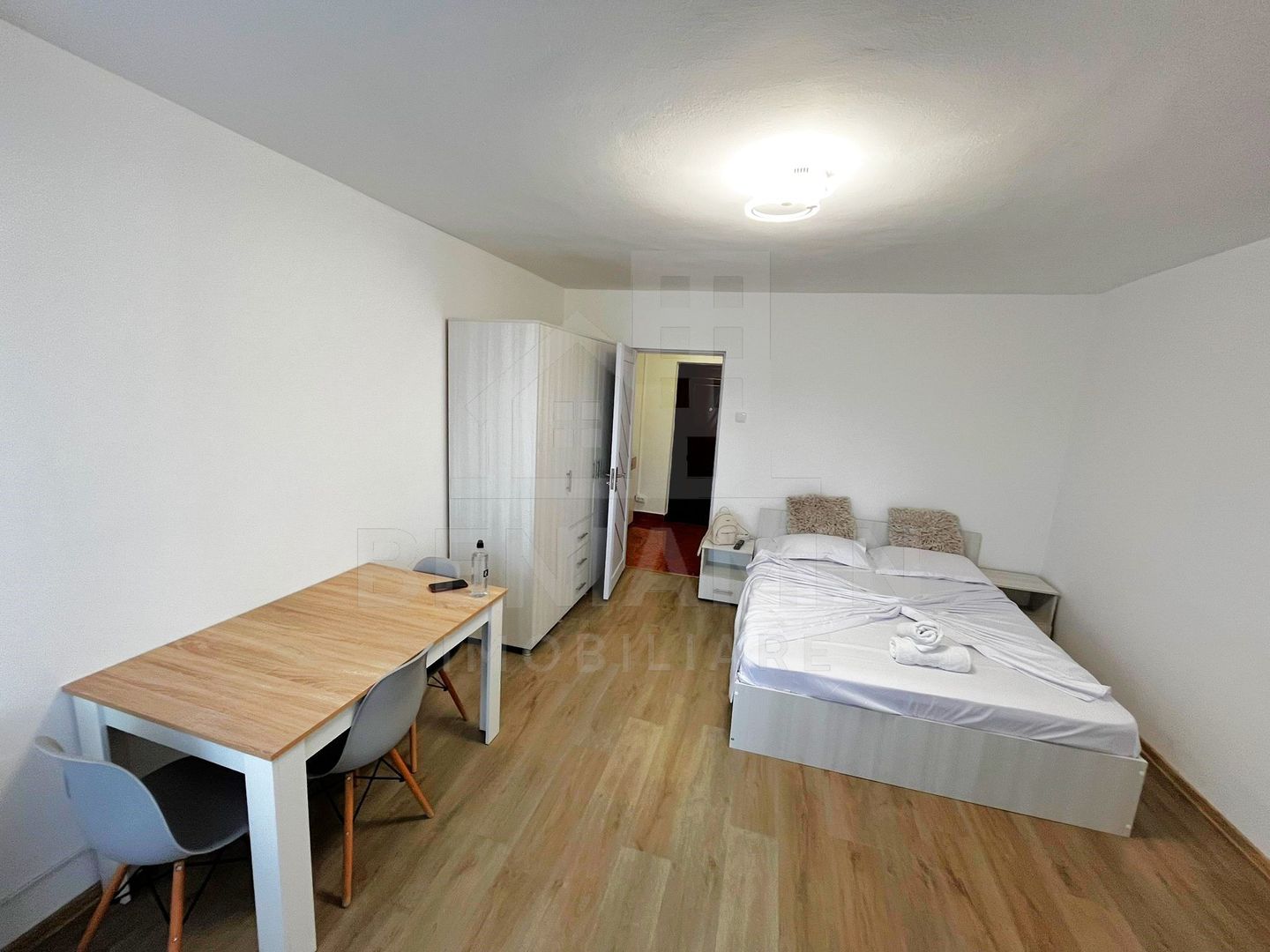 Garsoniera-30mp-Etaj 5-Moderna-Brazda-Disponibila Imediat - imaginea 2