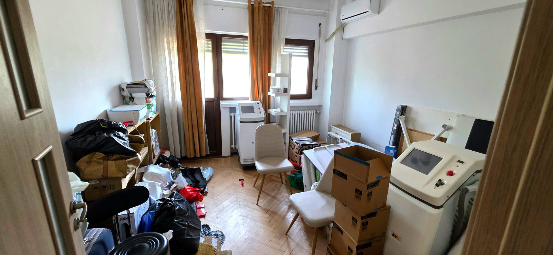 Apartament 2 camere de vânzare în zona Universitate ideal investitie - imaginea 7